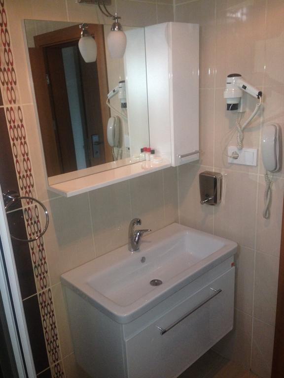 New Tigris Hotel Ντιγιαρμπακίρ Δωμάτιο φωτογραφία
